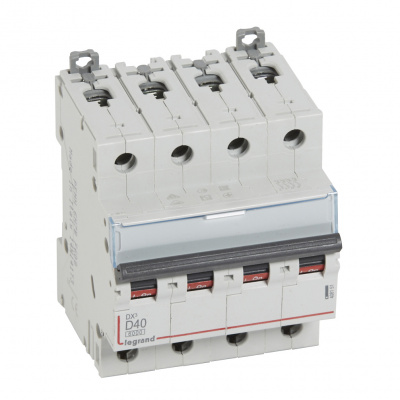 LEGRAND Выключатель автоматический четырехполюсный 40А D DX3 6kA/10kA (408151 ) LEGRAND Выключатель автоматический четырехполюсный 40А D DX3 6kA/10kA (408151 )