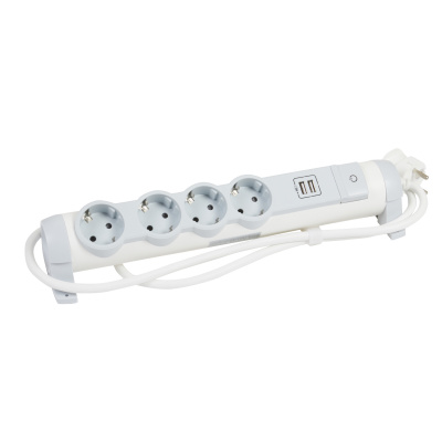 LEGRAND Многорозеточный блок с 2хUSB+4x2К+З - с кабелем длиной 1,5 м (694615 ) LEGRAND Многорозеточный блок с 2хUSB+4x2К+З - с кабелем длиной 1,5 м (694615 )