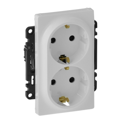 LEGRAND Valena LIFE Розетка силовая двойная 2х2К+З 16А 250В с лицевой панелью со шторками безвинтовые зажим (753426 ) LEGRAND Valena LIFE Розетка силовая двойная 2х2К+З 16А 250В с лицевой панелью со шторками безвинтовые зажим (753426 )