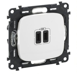 LEGRAND Valena ALLURE.Зарядное устройство с двумя USB-разьемами тип С-тип С 240В/5В 3000мА.С лицевой панель (755345 ) LEGRAND Valena ALLURE.Зарядное устройство с двумя USB-разьемами тип С-тип С 240В/5В 3000мА.С лицевой панель (755345 )