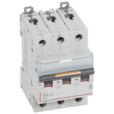 LEGRAND Выключатель автоматический трехполюсный 1.6А MA DX3 25кА (409876 ) LEGRAND Выключатель автоматический трехполюсный 1.6А MA DX3 25кА (409876 )