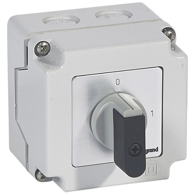 LEGRAND Переключатель кулачковый 3П 16А в коробке IP65 (027712 ) LEGRAND Переключатель кулачковый 3П 16А в коробке IP65 (027712 )