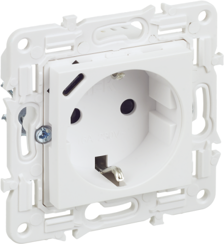 IEK SKANDY Розетка с заземлением с защитными шторками 16А с USB C 18Вт SK-R17W арктический белый  (SK-R14-16-U14-018-K01)
