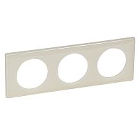 LEGRAND Рамка, трехпостовая, слоновая кость (066623 )