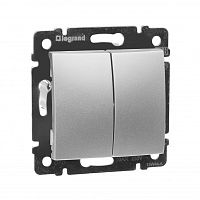 LEGRAND VALENA Переключатель двухклавишный в рамку на 2 направления алюминий (770108 )