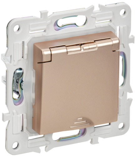 IEK SKANDY Розетка 1-местная с заземлением с защитными шторками и крышкой 16А IP44 SK-R11Sa песочный (SK-R16-16-44-K98) IEK SKANDY Розетка 1-местная с заземлением с защитными шторками и крышкой 16А IP44 SK-R11Sa песочный (SK-R16-16-44-K98)