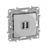 LEGRAND ETIKA Зарядное устройство с двумя USBразьемами 240В/5В 2400мА алюминий (672494 )