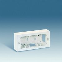 SIMON Коробка для наружного монтажа накладки 27721-35, 250х118х53мм, белый (27865-65)