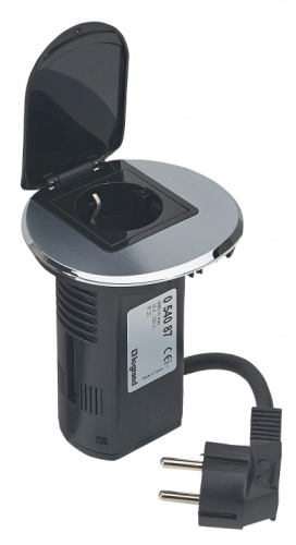 LEGRAND Органайзер настольный 2К+З+USBcharge сталь (054087 )