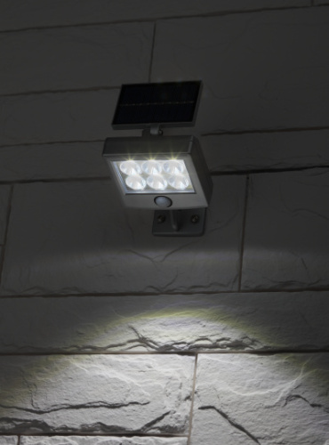 ЭРА Прожектор с датчиком движения, на солнечной батарее, 6LED, 150 lm ERAFS048-08  (Б0044248)