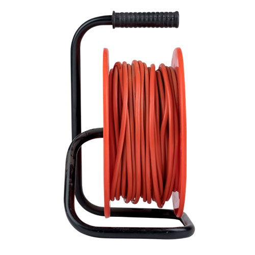 EKF Удлинитель на катушке Атлант 2.0 4 гнезда 30м без заземления ПВС 2x0.75 6А/1.3кВт PROxima (UKA02-06-275-4-30) фото 3