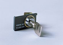 ABB Блокировка положения выключателя в фиксированной части Emax E1/6 с ключом N20005 или навесной замок (1SDA058277R1)