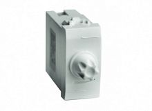 DKC BRAVA Диммер поворотный 10А белый 35-500Вт (76761B)