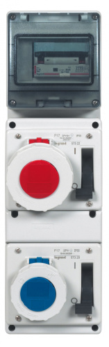 LEGRAND Розетка встраиваемая с блокировкой 16А 2К+З 230В IP67 (057320 )