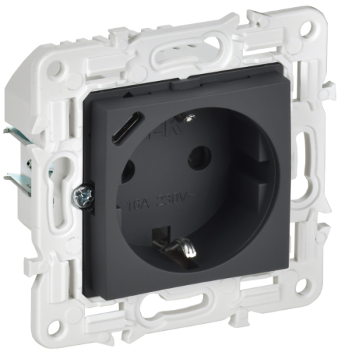 IEK SKANDY Розетка с заземлением с защитными шторками 16А с USB C 18Вт SK-R17G графит  (SK-R14-16-U14-018-K53)