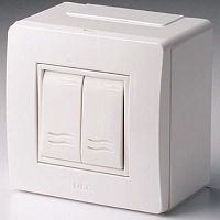DKC Коробка для миниканала 2 выключателя белая универсальная (10001)