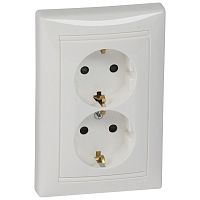 LEGRAND VALENA Розетка двойная с заземлением со шторками белая (774427 )